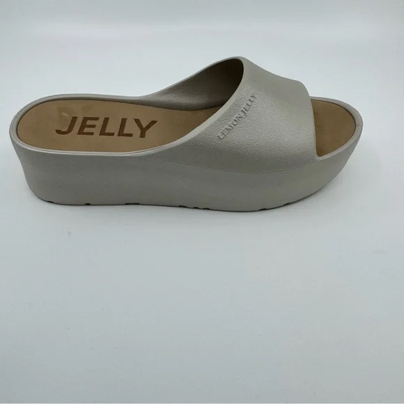 LEMON JELLY Sunny 05 Champagne Silver Platform Slides Sandals SZ 38 US 7.5 - Picture 4 of 8